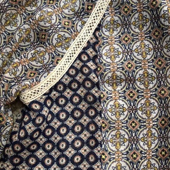 Altard State see through long sleeve top - Picture 4 of 4